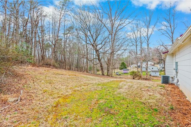 133 Salem Drive, Mount Airy, NC 27030