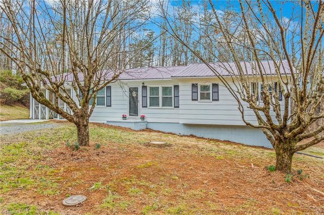 133 Salem Drive, Mount Airy, NC 27030