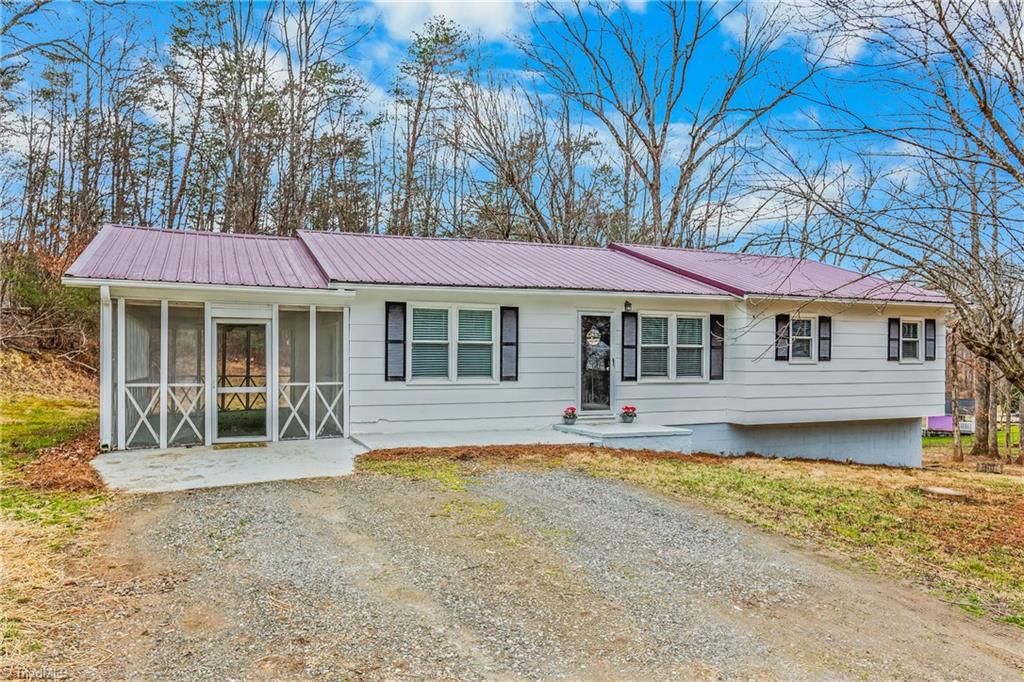 133 Salem Drive, Mount Airy, NC 27030