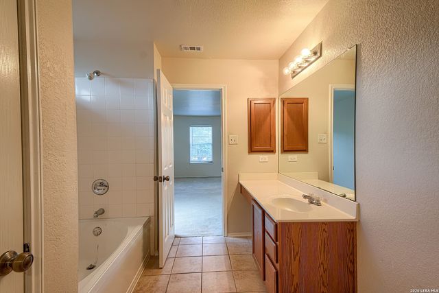 6618 Woodbell, Live Oak, TX 78233