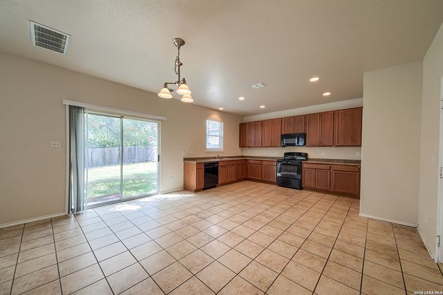6618 Woodbell, Live Oak, TX 78233