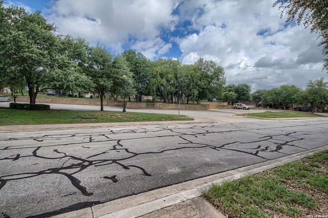 6618 Woodbell, Live Oak, TX 78233