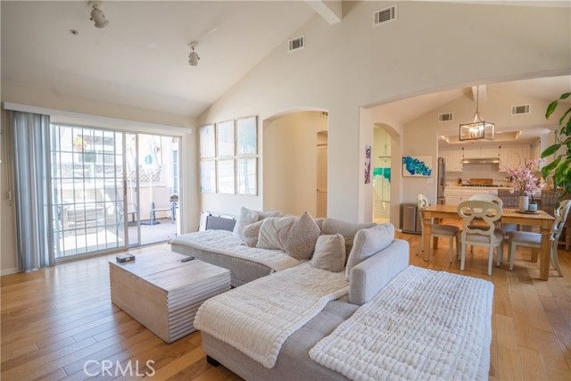 2517 Rockefeller B, Redondo Beach, CA 90278