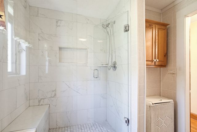 136 Chapel St, Gardner, MA 01440