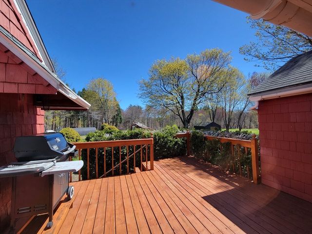 136 Chapel St, Gardner, MA 01440