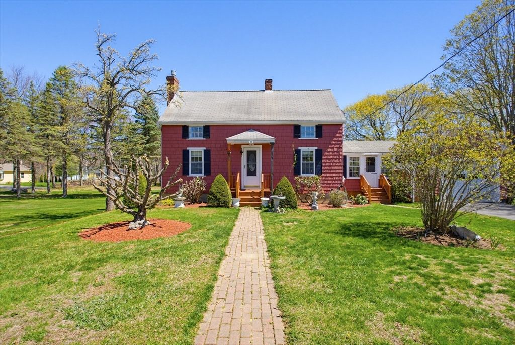 136 Chapel St, Gardner, MA 01440