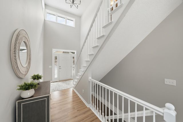 3868 Green Heights Trail SW, Prior Lake, MN 55372