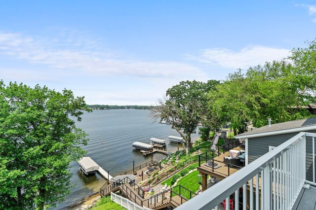 3868 Green Heights Trail SW, Prior Lake, MN 55372