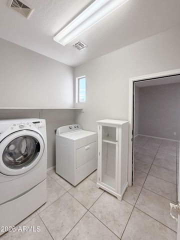 203 W CEDAR Drive, Chandler, AZ 85248