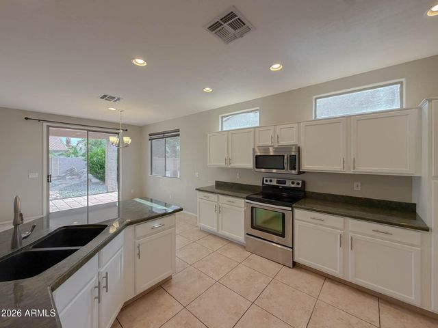 203 W CEDAR Drive, Chandler, AZ 85248