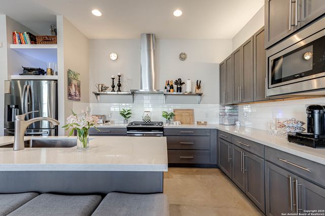 203 Nogalitos St Unit 5, San Antonio, TX 78204