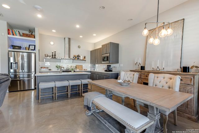 203 Nogalitos St Unit 5, San Antonio, TX 78204