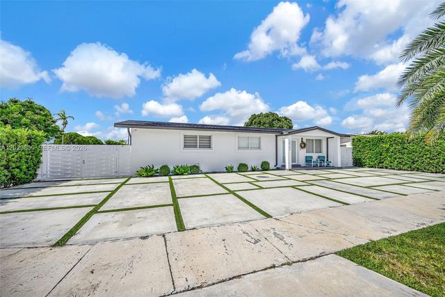 10202 SW 33rd St, Miami, FL 33165