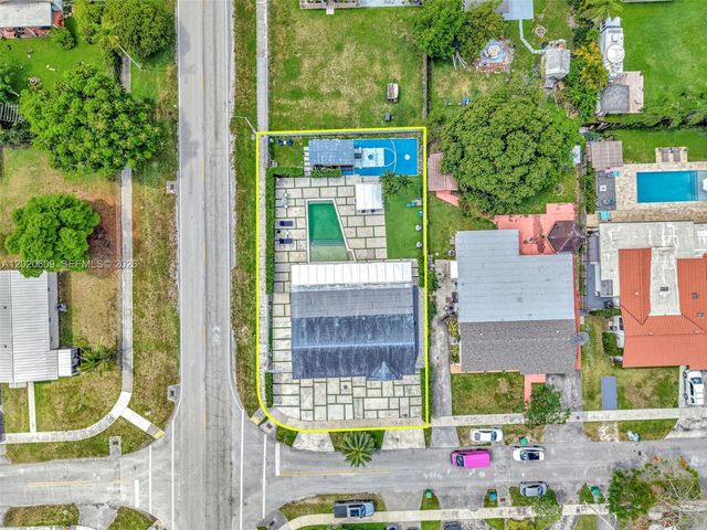 10202 SW 33rd St, Miami, FL 33165