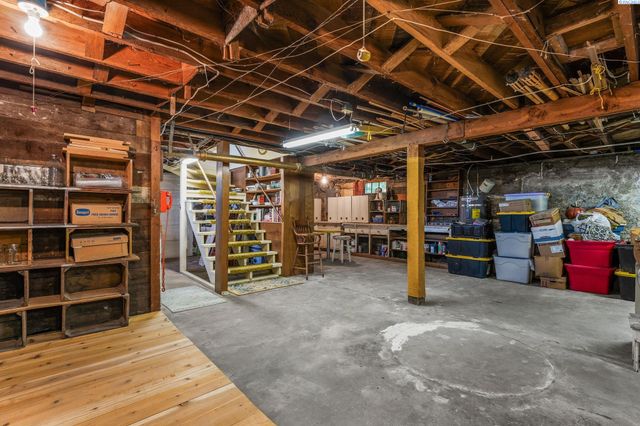 106 7th St, Prosser, WA 99350