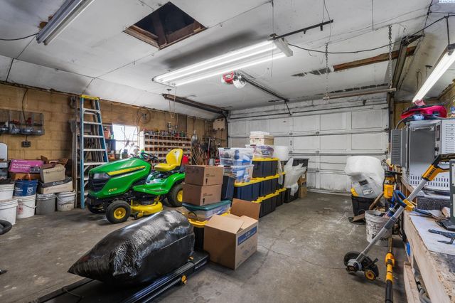 106 7th St, Prosser, WA 99350