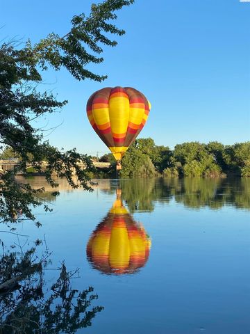 106 7th St, Prosser, WA 99350