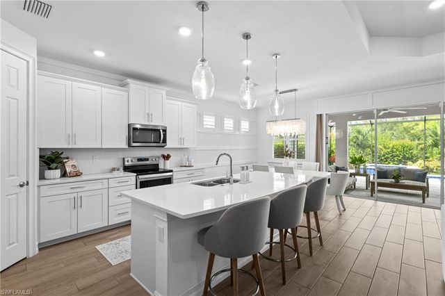 28013 Seasons Tide AVE, Bonita Springs, FL 34135