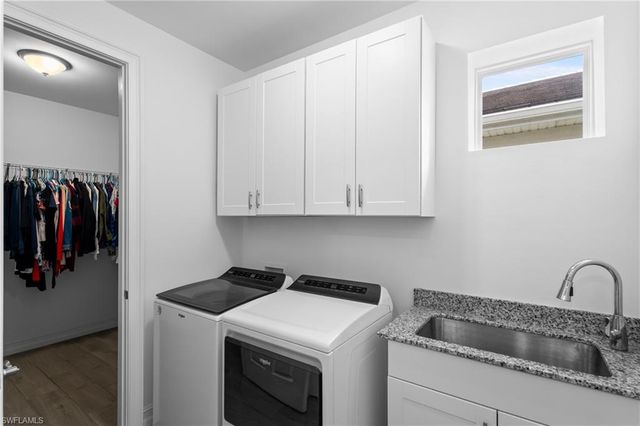 28013 Seasons Tide AVE, Bonita Springs, FL 34135