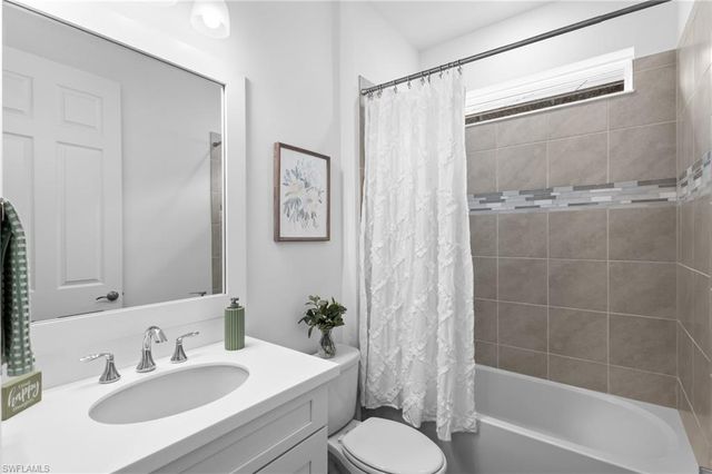 28013 Seasons Tide AVE, Bonita Springs, FL 34135