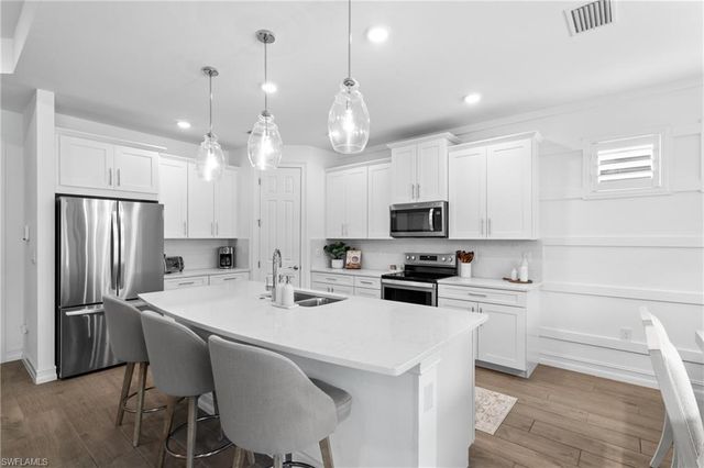 28013 Seasons Tide AVE, Bonita Springs, FL 34135