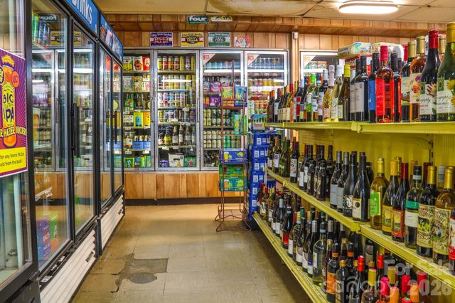 405 Haywood Road, Asheville, NC 28806