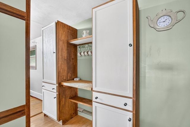 93 Shore Drive, Plymouth, MA 02360