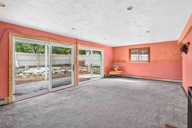 93 Shore Drive, Plymouth, MA 02360