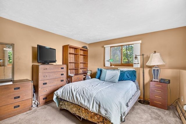 93 Shore Drive, Plymouth, MA 02360