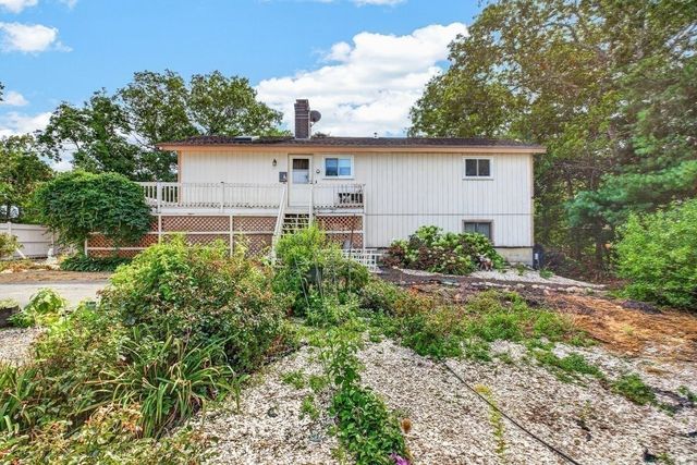 93 Shore Drive, Plymouth, MA 02360