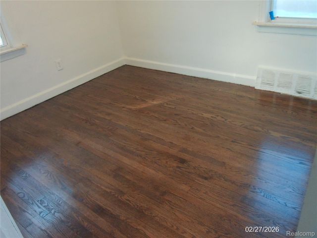 15107 Whitcomb Street, Detroit, MI 48227