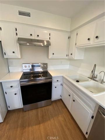 21292 GREENSPRAY Lane, Huntington Beach, CA 92646