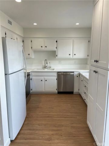 21292 GREENSPRAY Lane, Huntington Beach, CA 92646
