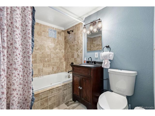 7280 Marshall Rd, Larkspur, CO 80118