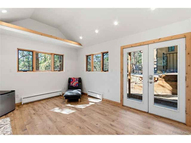 7280 Marshall Rd, Larkspur, CO 80118