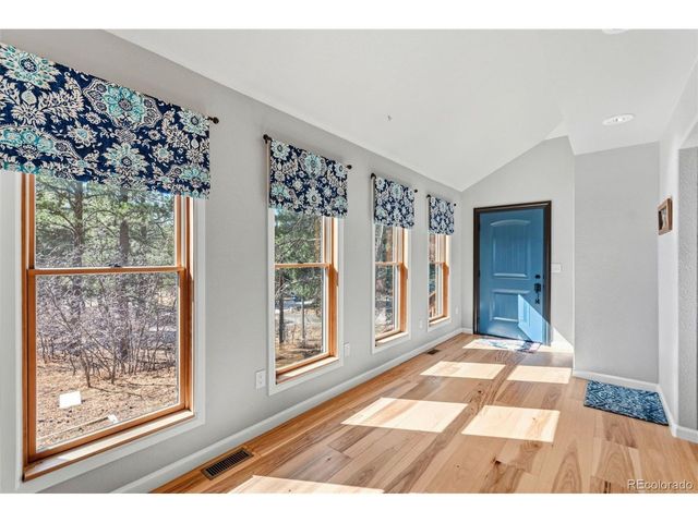 7280 Marshall Rd, Larkspur, CO 80118