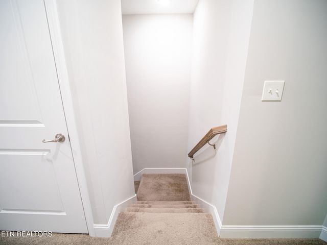 495 Harper Village Way, Lenoir City, TN 37771