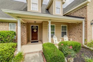 100 Sandstone Drive, Bloomingdale, GA 31302