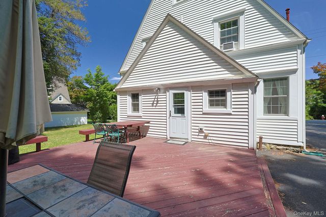 9 Library Road, Tuxedo Park, NY 10987