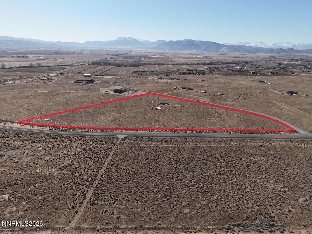 Image 3 of property listing at 100 Star View Lane, Smith Valley, NV 89430