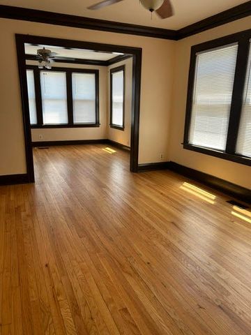 7130 S Hermitage Avenue, Chicago, IL 60636