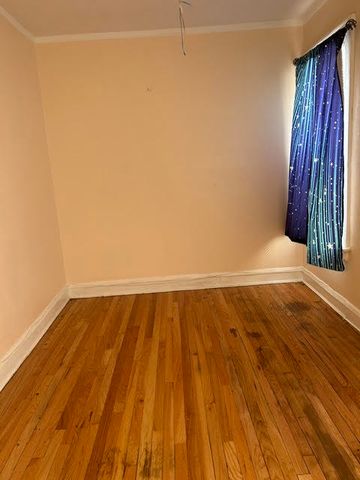7130 S Hermitage Avenue, Chicago, IL 60636
