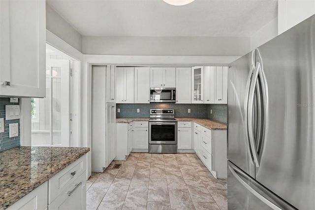857 21ST AVENUE N, St Petersburg, FL 33704