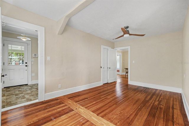 857 21ST AVENUE N, St Petersburg, FL 33704