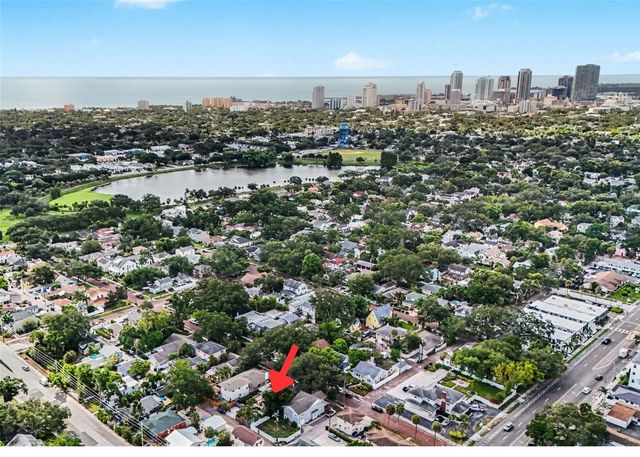 857 21ST AVENUE N, St Petersburg, FL 33704