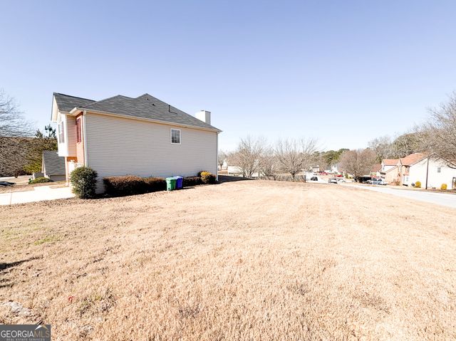 3382 Rockmill Drive, Ellenwood, GA 30294