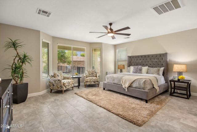 2122 W IAN Drive, Phoenix, AZ 85041