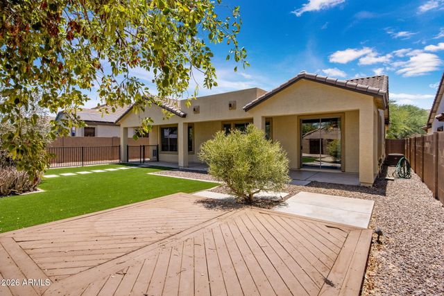 2122 W IAN Drive, Phoenix, AZ 85041