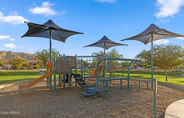 2122 W IAN Drive, Phoenix, AZ 85041