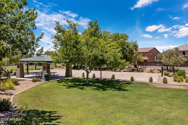 2122 W IAN Drive, Phoenix, AZ 85041